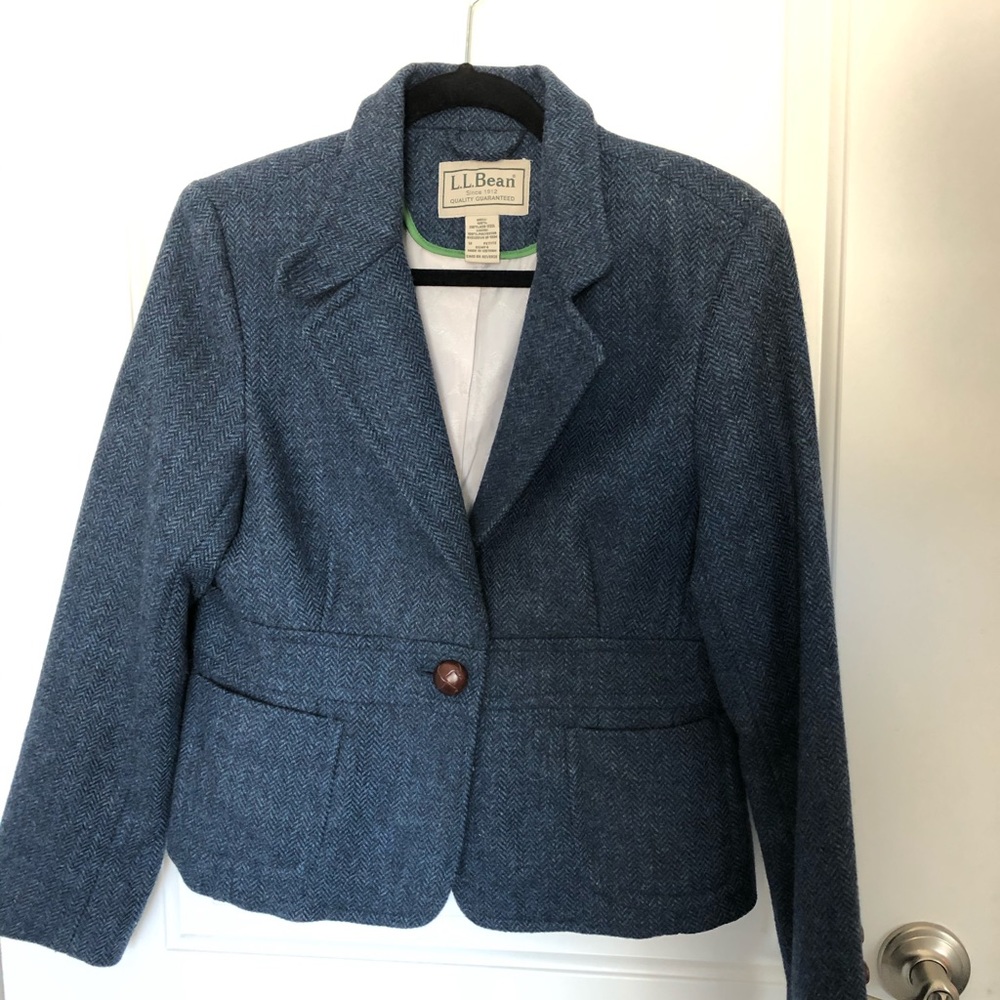 LL Bean women’s petite blazer